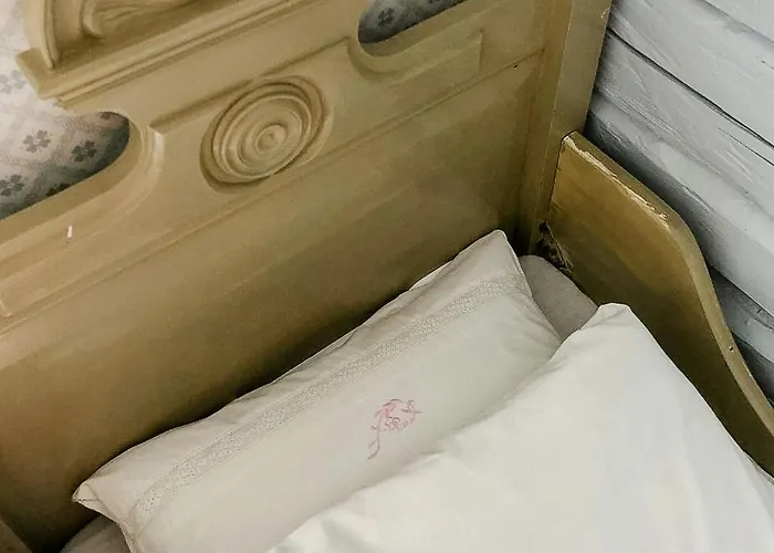 Ferienhaus Peaceful Log By The Fjord On *